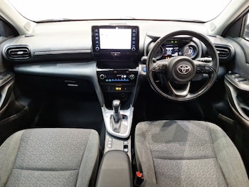 Used Toyota Yaris Cross 2022 for sale - 76838131: Photo