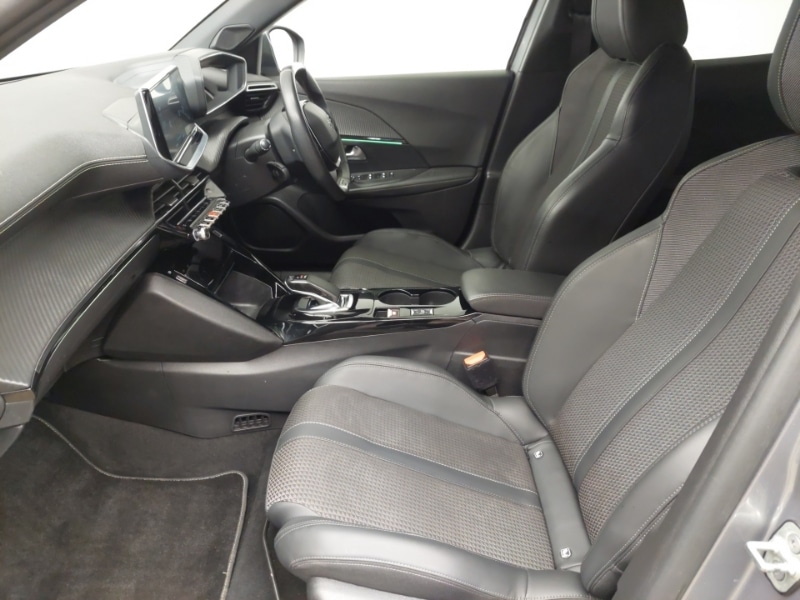 Used Peugeot 2008 2021 for sale - 77913079: Photo 5