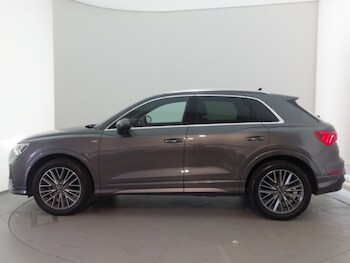 Used Audi Q3 2024 for sale - 75599384: Photo