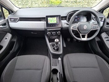 Used Renault Clio 2025 for sale - 78510134: Photo