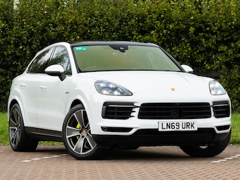 Used Porsche Cayenne 2019 for sale - 76600279: Photo