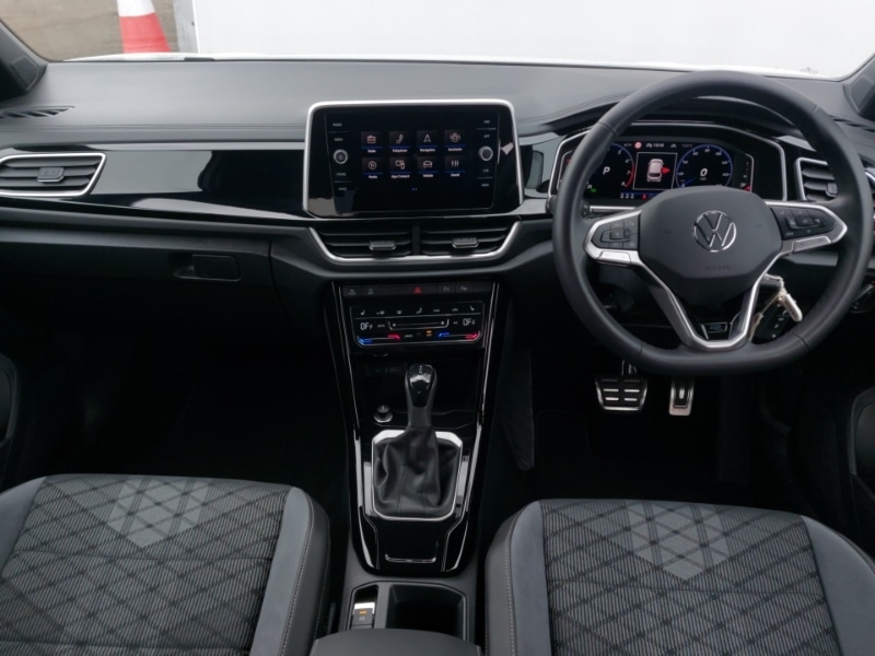 Used Volkswagen T-Roc 2024 for sale - 76506451: Photo 2