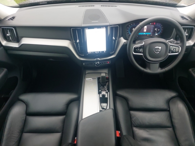 Used Volvo XC60 2022 for sale - 76479189: Photo 2