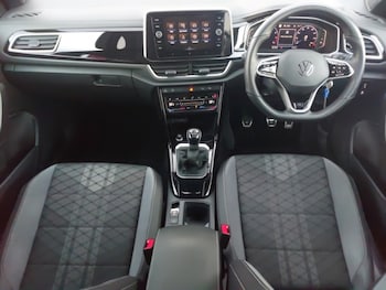 Used Volkswagen T-Roc 2023 for sale - 77086005: Photo