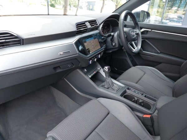 Used Audi Q3 2023 for sale - 76275429: Photo 5