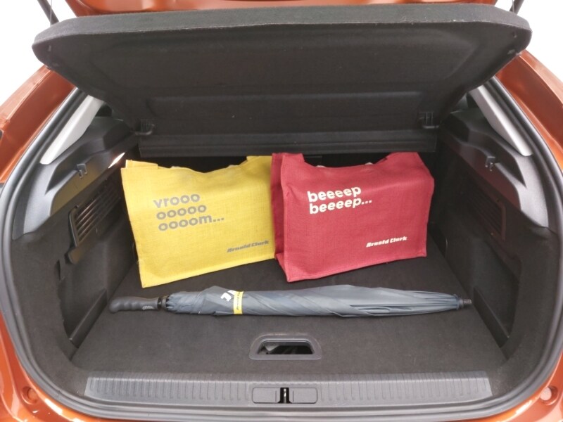 Used Citroen C4 2023 for sale - 77405817: Photo 8