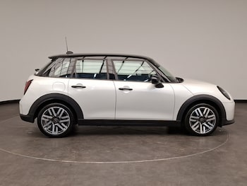 Used MINI Cooper 2025 for sale - 79105694: Photo