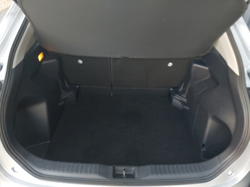 Used Toyota Yaris Cross 2022 for sale - 77771844: Photo 8