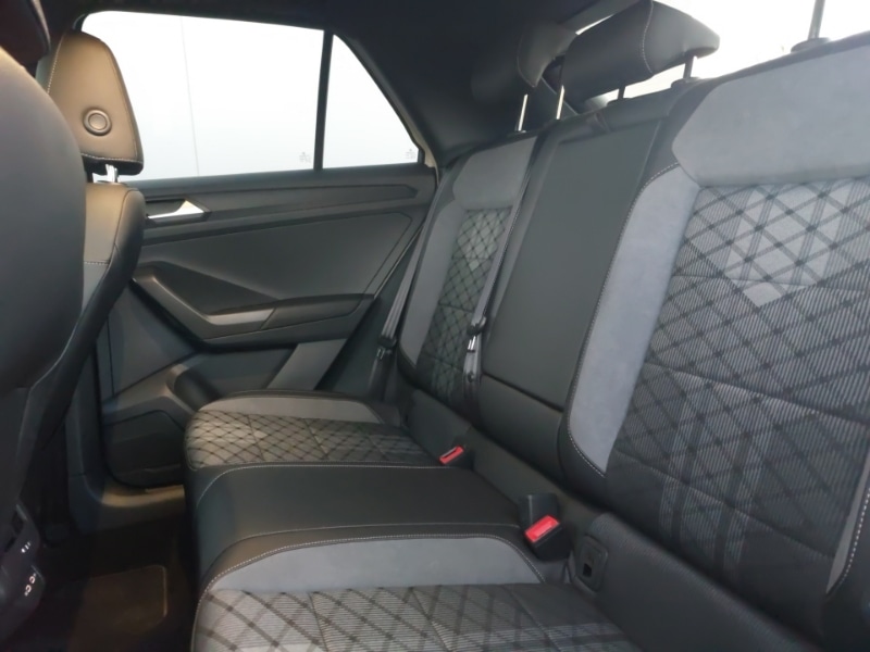 Used Volkswagen T-Roc 2023 for sale - 77266314: Photo 6