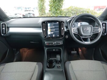 Used Volvo XC40 2022 for sale - 77793212: Photo