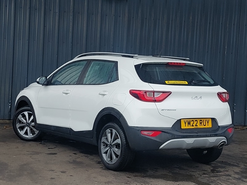 Used Kia Stonic 2022 for sale - 76442374: Photo 3