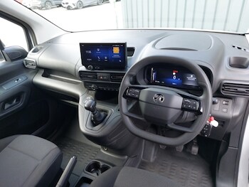 Used Vauxhall Combo 2024 for sale - 76237635: Photo