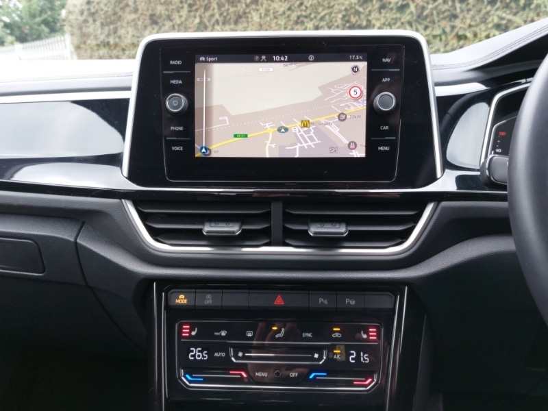 Used Volkswagen T-Roc 2024 for sale - 76700125: Photo 10