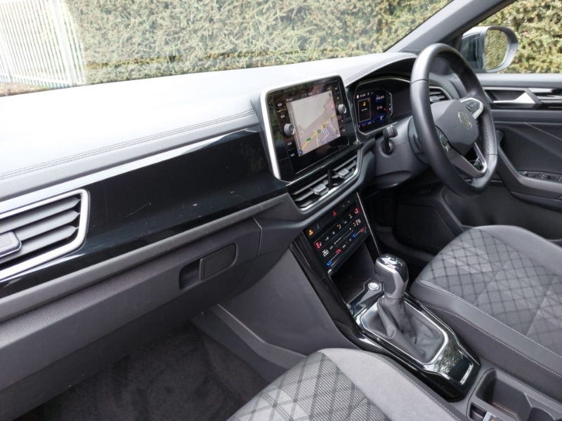 Used Volkswagen T-Roc 2024 for sale - 76700125: Photo 5