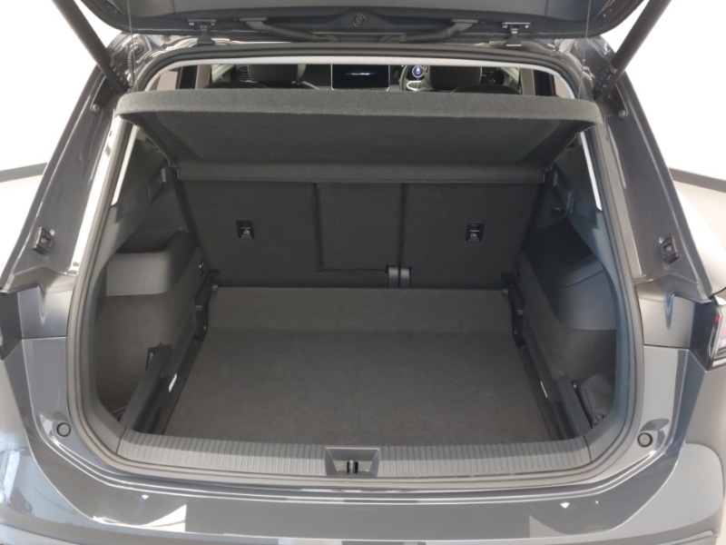 Used Volkswagen Tiguan 2024 for sale - 76737352: Photo 8