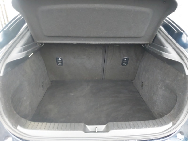 Used Mazda CX-30 2021 for sale - 77104934: Photo 8