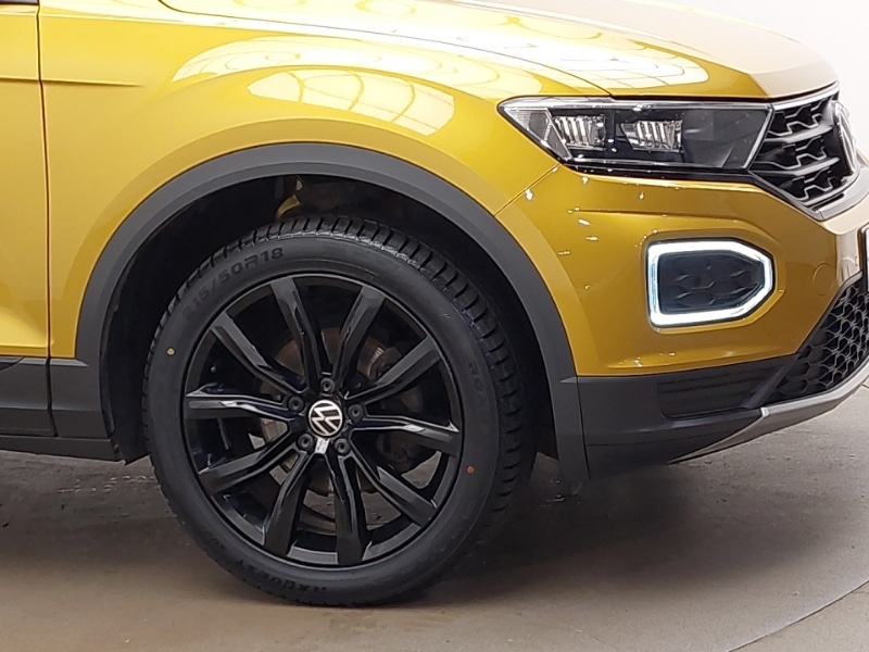 Used Volkswagen T-Roc 2021 for sale - 77266517: Photo 9