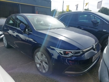 Used Volkswagen Golf 2023 for sale - 79031100: Photo