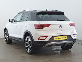 Used Volkswagen T-Roc 2025 for sale - 77933740: Photo