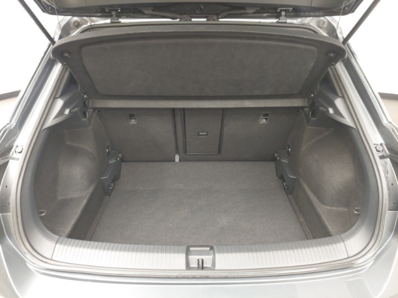 Used Volkswagen T-Roc 2025 for sale - 77353251: Photo 8