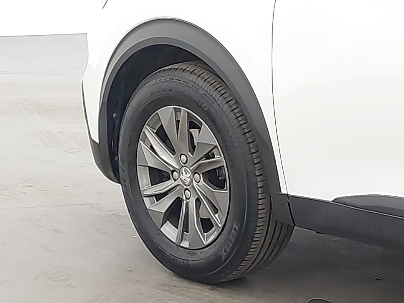 Used Peugeot 2008 2023 for sale - 77782837: Photo 9