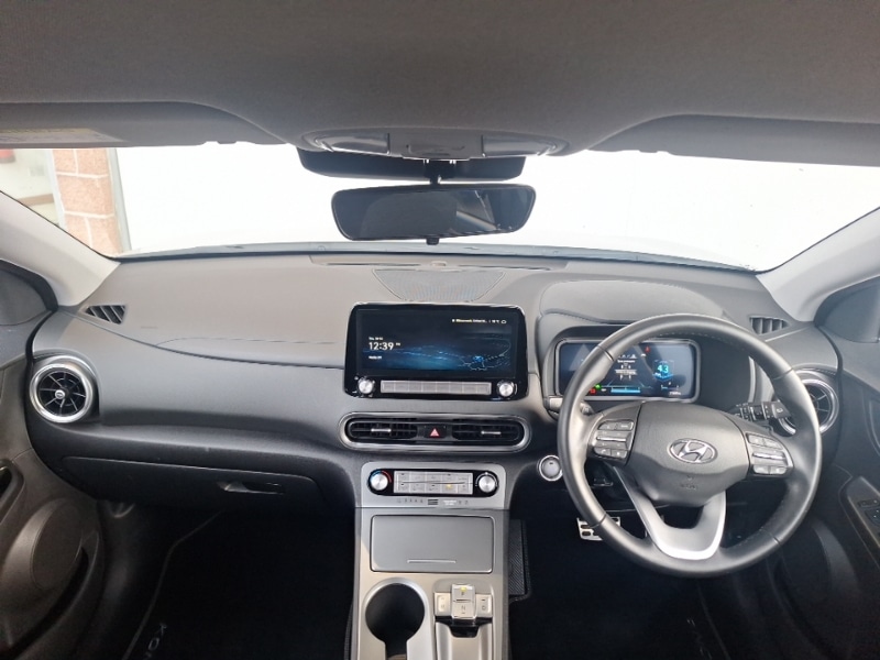 Used Hyundai KONA 2023 for sale - 77196790: Photo 2