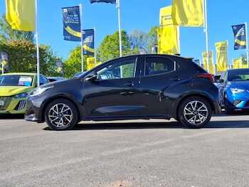 Used Toyota Yaris 2023 for sale - 78439061: Photo