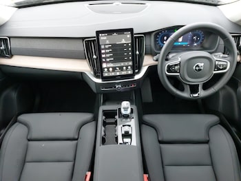 Used Volvo XC90 2025 for sale - 77434020: Photo