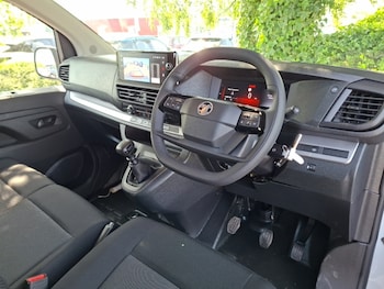 Used Vauxhall Vivaro 2025 for sale - 79513348: Photo