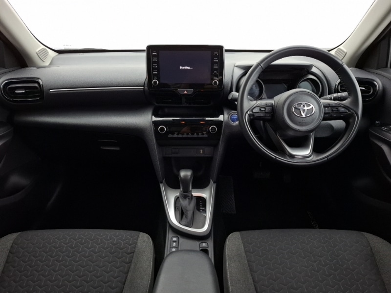 Used Toyota Yaris Cross 2022 for sale - 76619331: Photo 2