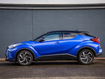 Used Toyota C-HR 2021 for sale - 78969885: Photo