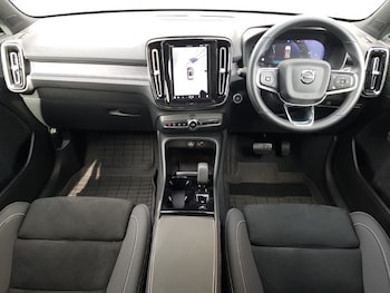 Used Volvo XC40 2024 for sale - 75767584: Photo