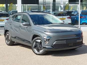 2025 - 160kW Advance 65kWh 5dr Auto