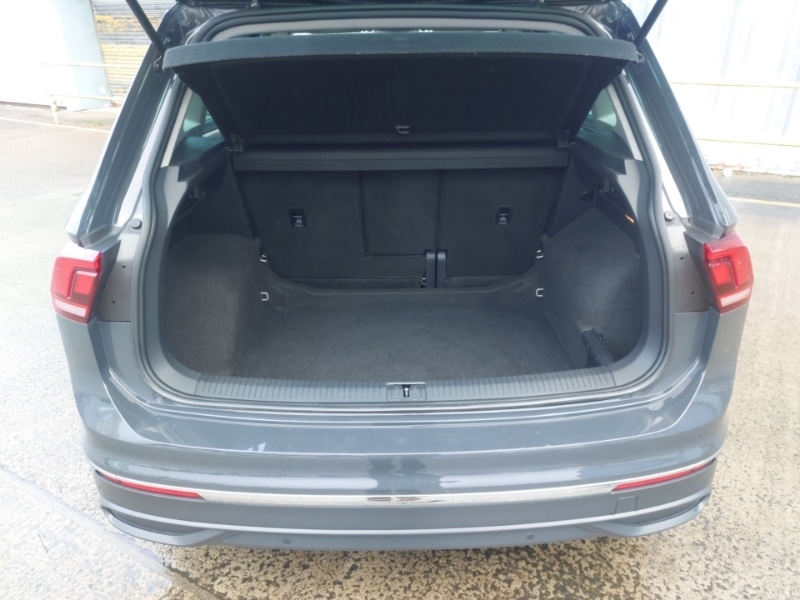 Used Volkswagen Tiguan 2021 for sale - 76708945: Photo 8