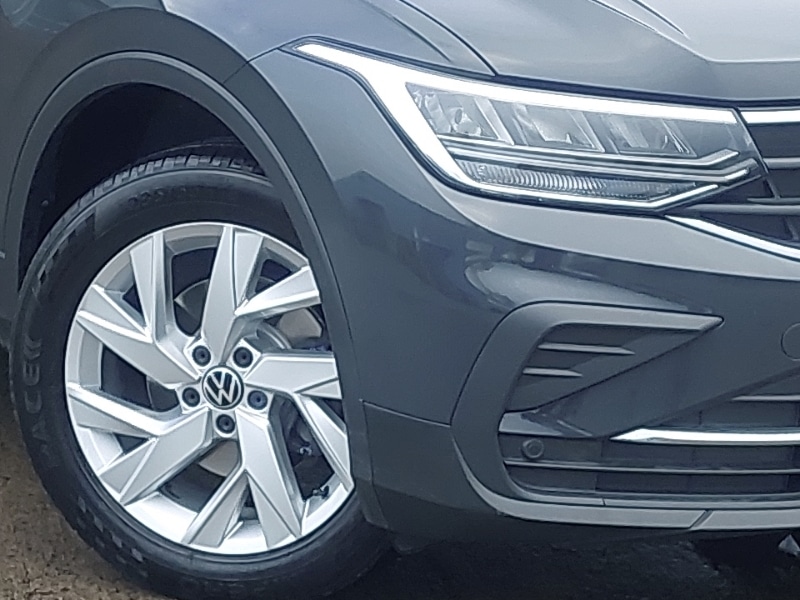 Used Volkswagen Tiguan 2021 for sale - 76708945: Photo 9