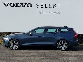 Used Volvo V60 2024 for sale - 78643178: Photo