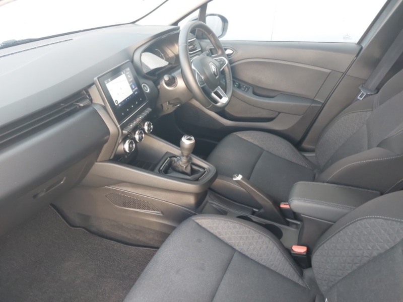 Used Renault Clio 2023 for sale - 76465664: Photo 5