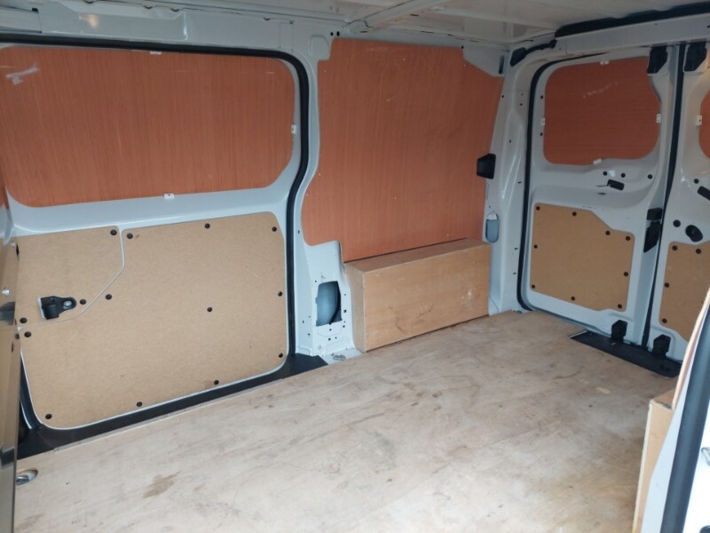 Used Vauxhall Vivaro 2024 for sale - 77702359: Photo 6