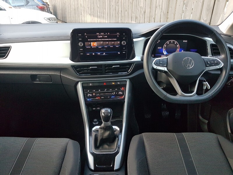 Used Volkswagen T-Roc 2022 for sale - 76614480: Photo 2