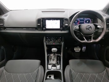 Used Skoda Karoq 2024 for sale - 76177828: Photo 2