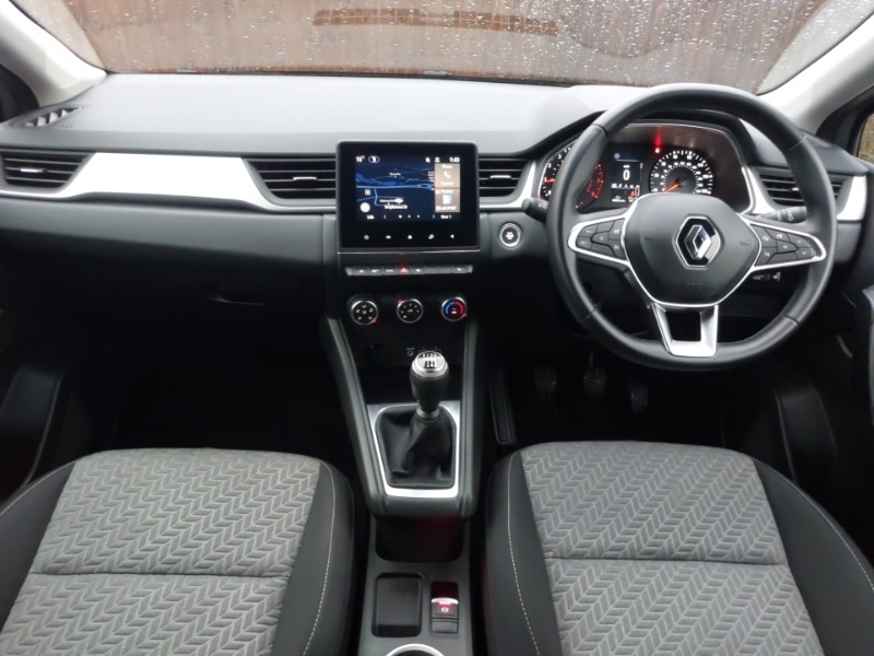 Used Renault Captur 2022 for sale - 76967331: Photo 2