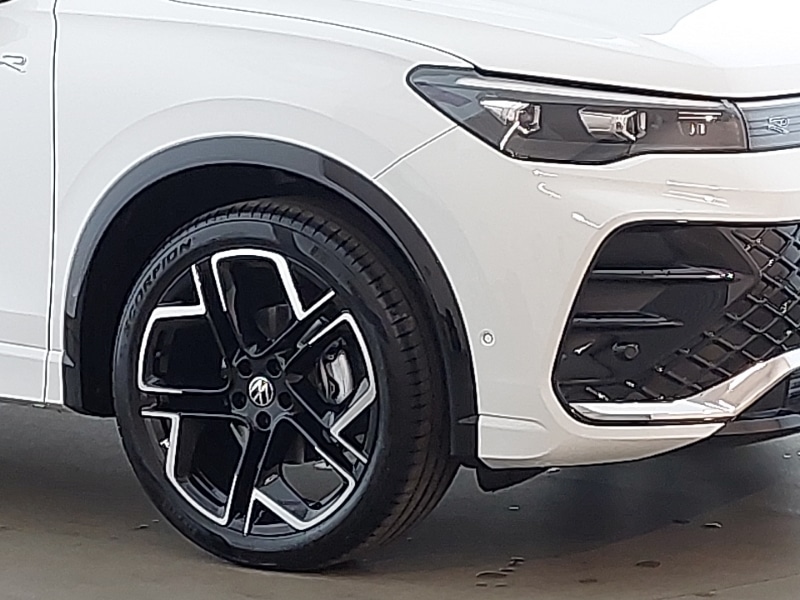 Used Volkswagen Tiguan 2025 for sale - 77012855: Photo 9