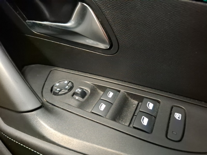 Used Peugeot 2008 2021 for sale - 78126946: Photo 12