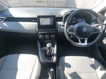 Used Renault Clio 2025 for sale - 79534464: Photo
