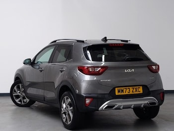 Used Kia Stonic 2023 for sale - 79516727: Photo