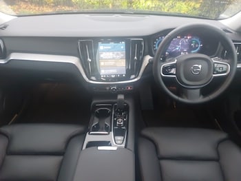 Used Volvo V60 2024 for sale - 76970921: Photo