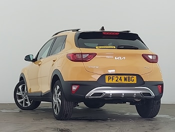 Used Kia Stonic 2024 for sale - 76881175: Photo