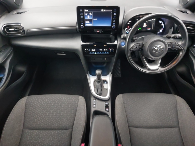 Used Toyota Yaris Cross 2021 for sale - 76943296: Photo 2