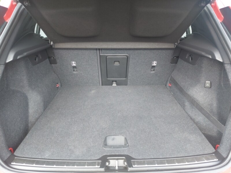 Used Volvo XC40 2020 for sale - 76465889: Photo 8