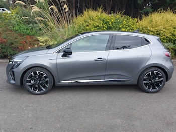 Used Renault Clio 2025 for sale - 75681747: Photo
